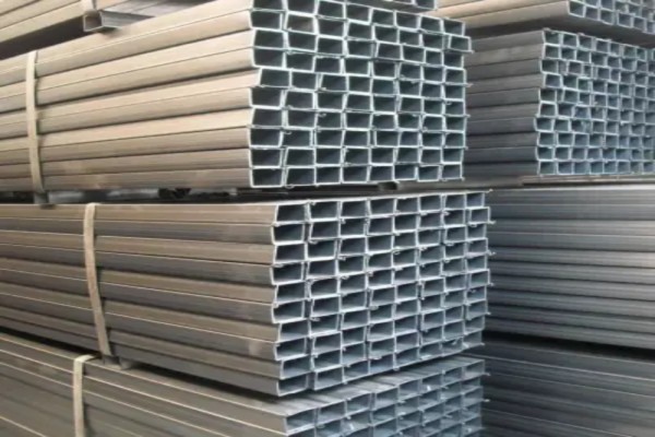 平鲁Q355B镀锌方管力学性能 大荷载钢结构方管